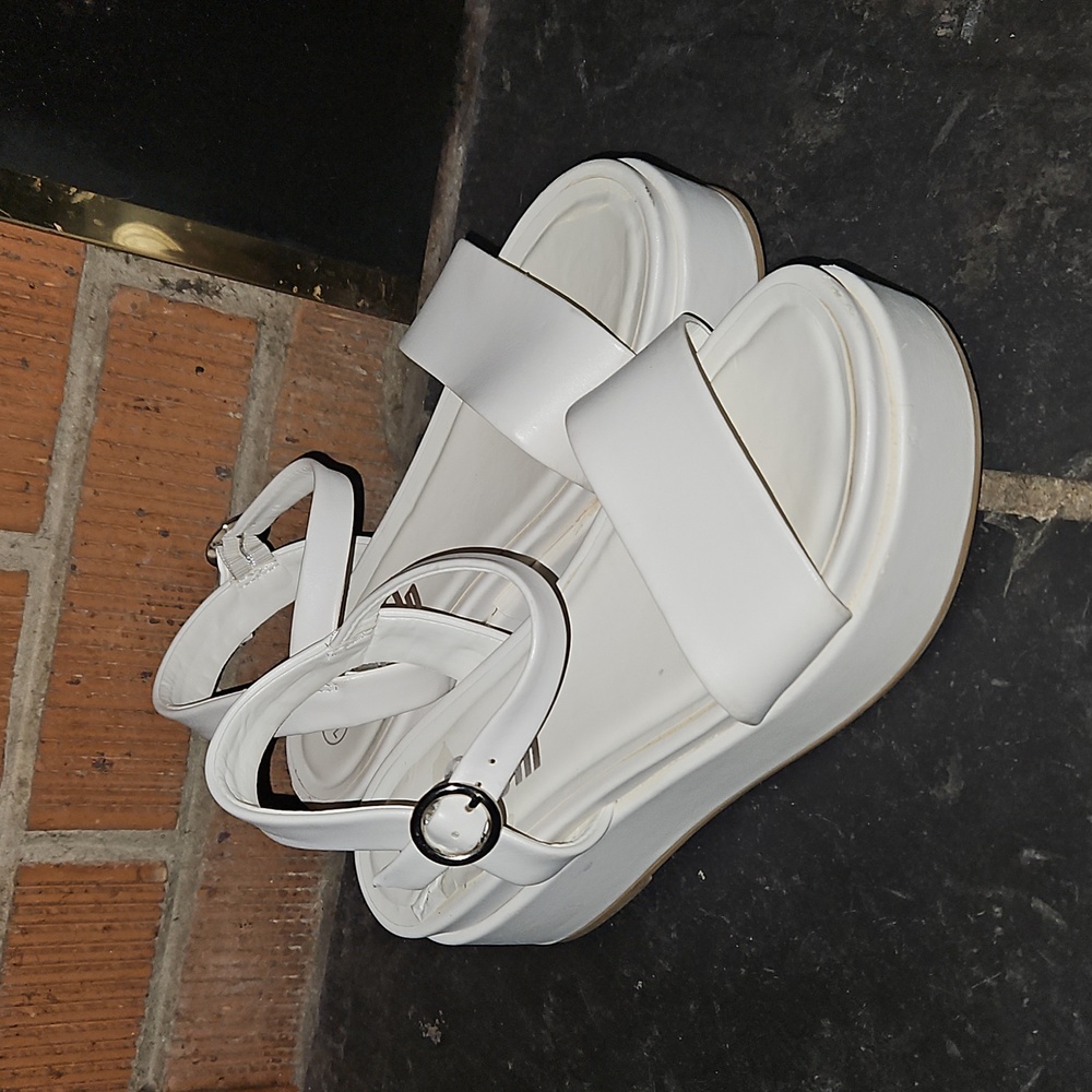 SHEIN White Platform Sandals with Ankle Strap